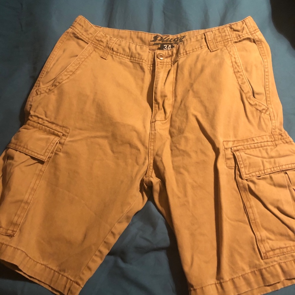 Men’s cargo shorts